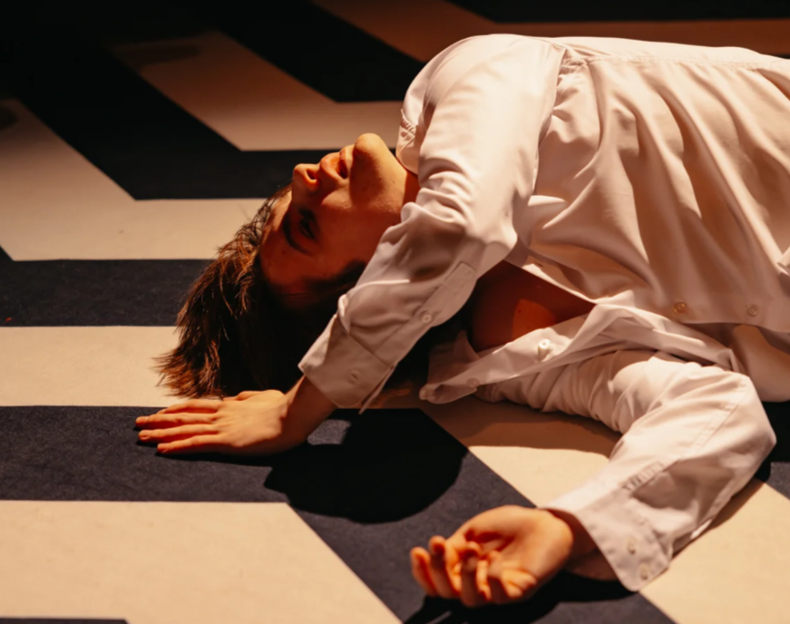 Гуттаперчевый человек или сносная тяжесть небытия